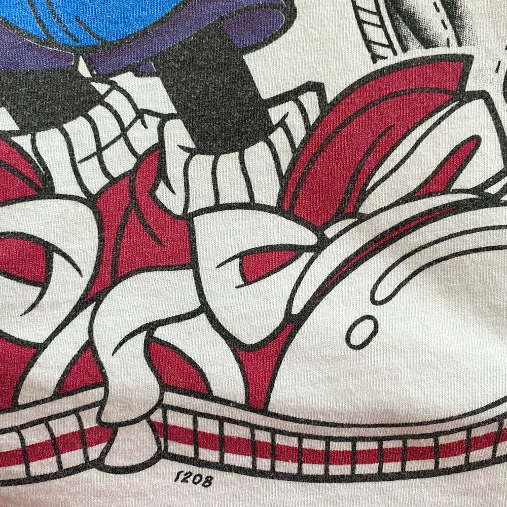 Vintage 1990’s Disney Mickey Mouse graphic t-shirt. 🤍 - Picture 8 of 8